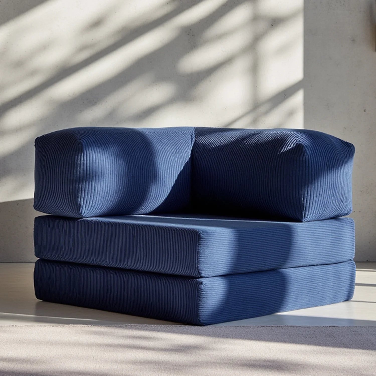 Sofá Cama Bloom - Sofá na Caixa + Poltrona Bloom Tecido Boucle Azul