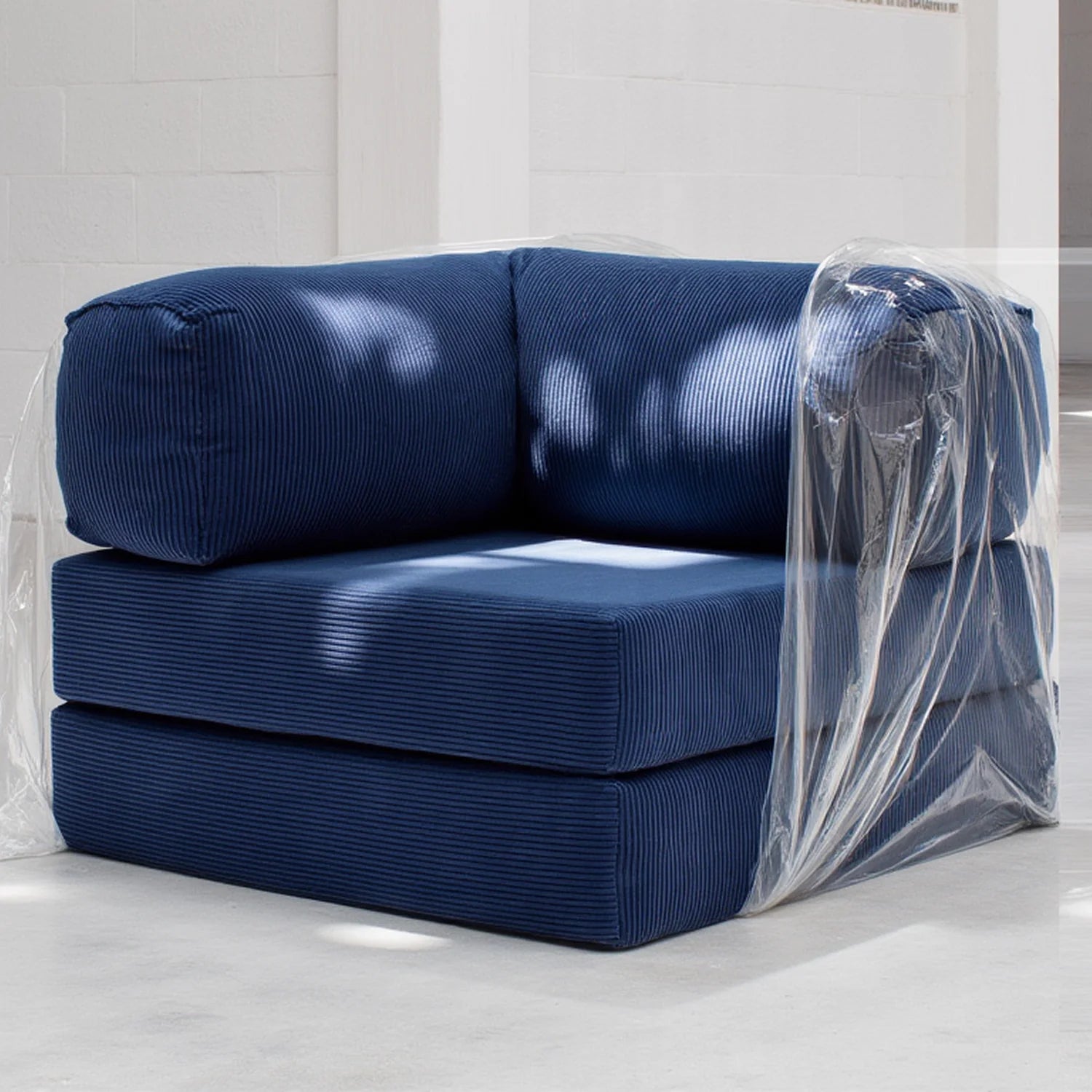 Sofá Cama Bloom - Sofá na Caixa + Poltrona Bloom Tecido Boucle Azul