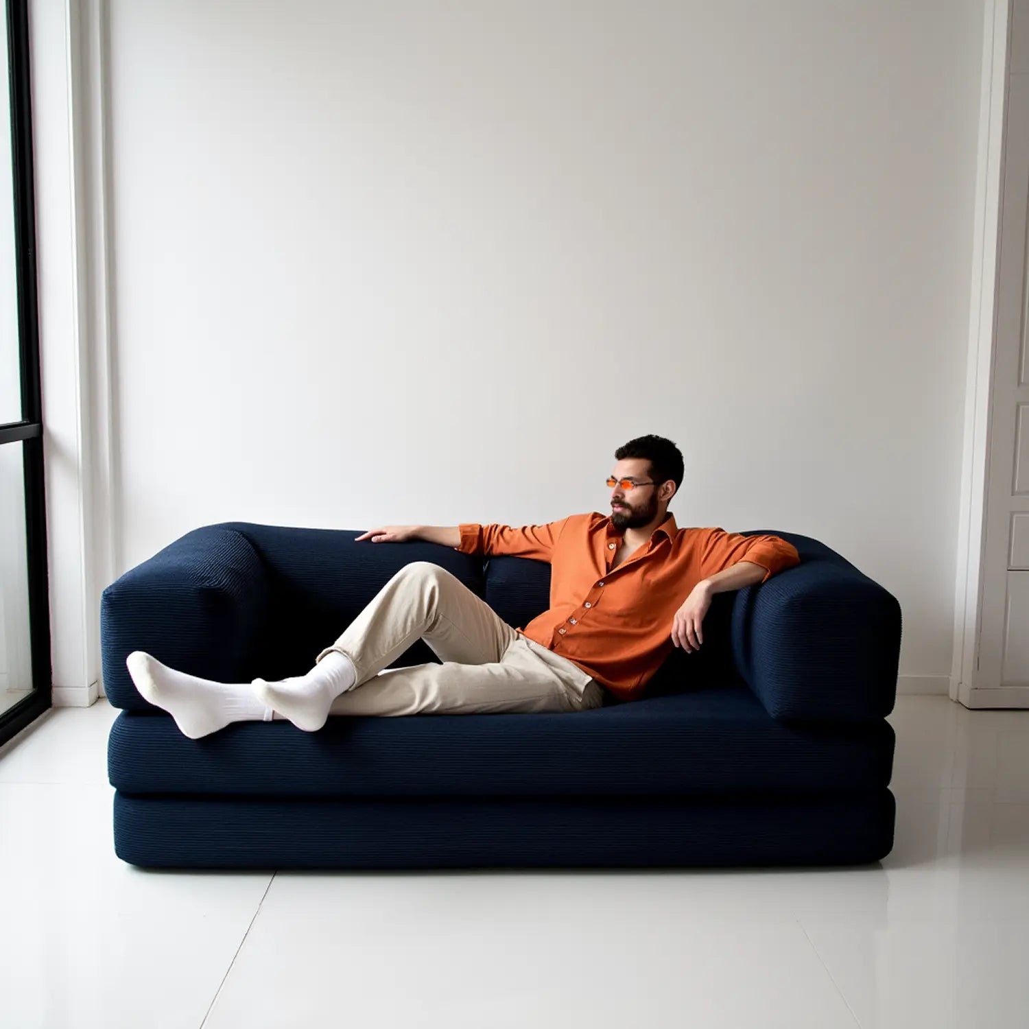 Sofá Cama Bloom Tecido Boucle Azul Marinho - Sofá na Caixa