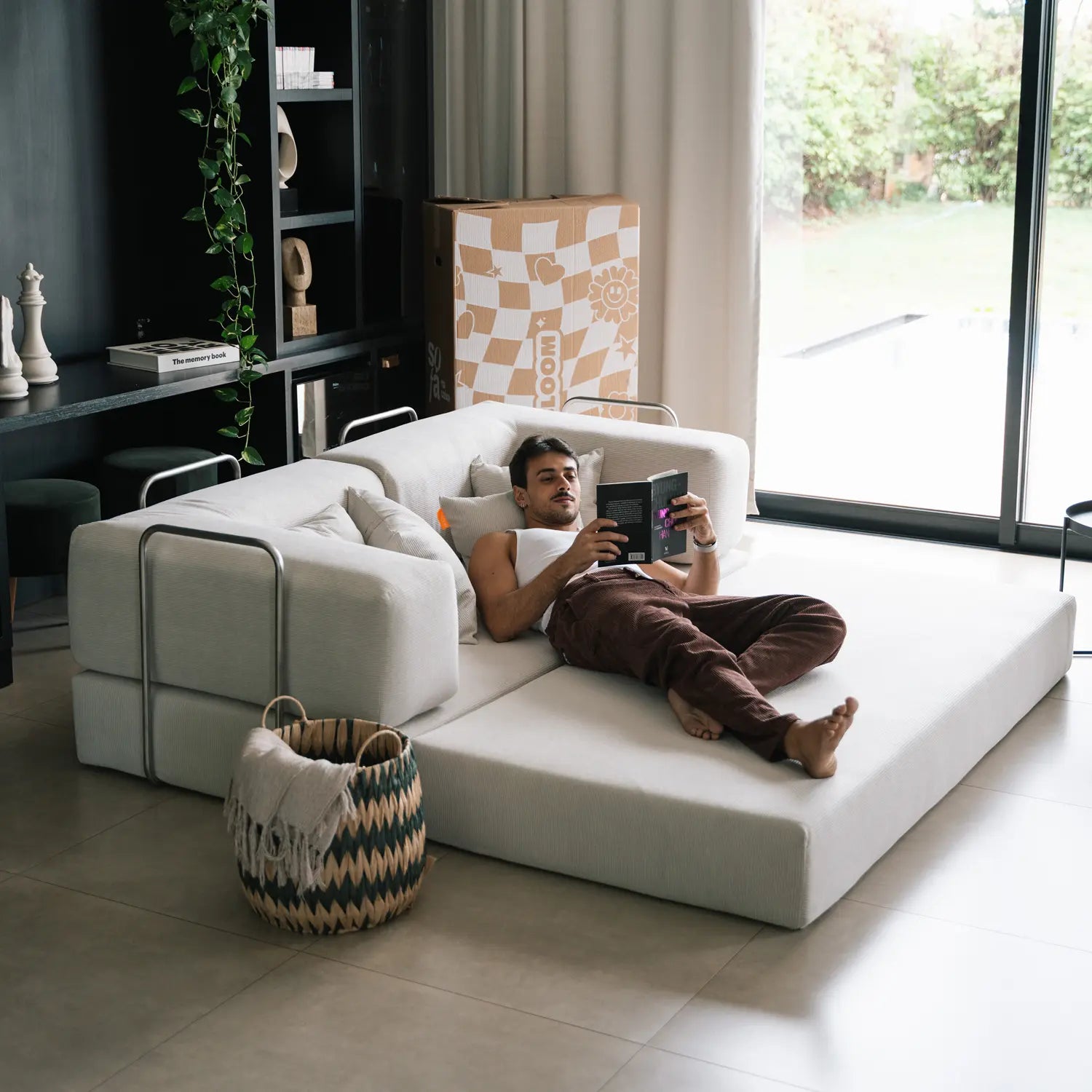 Sofá Cama Bloom - Sofá na Caixa + Poltrona Bloom Tecido Boucle Linho