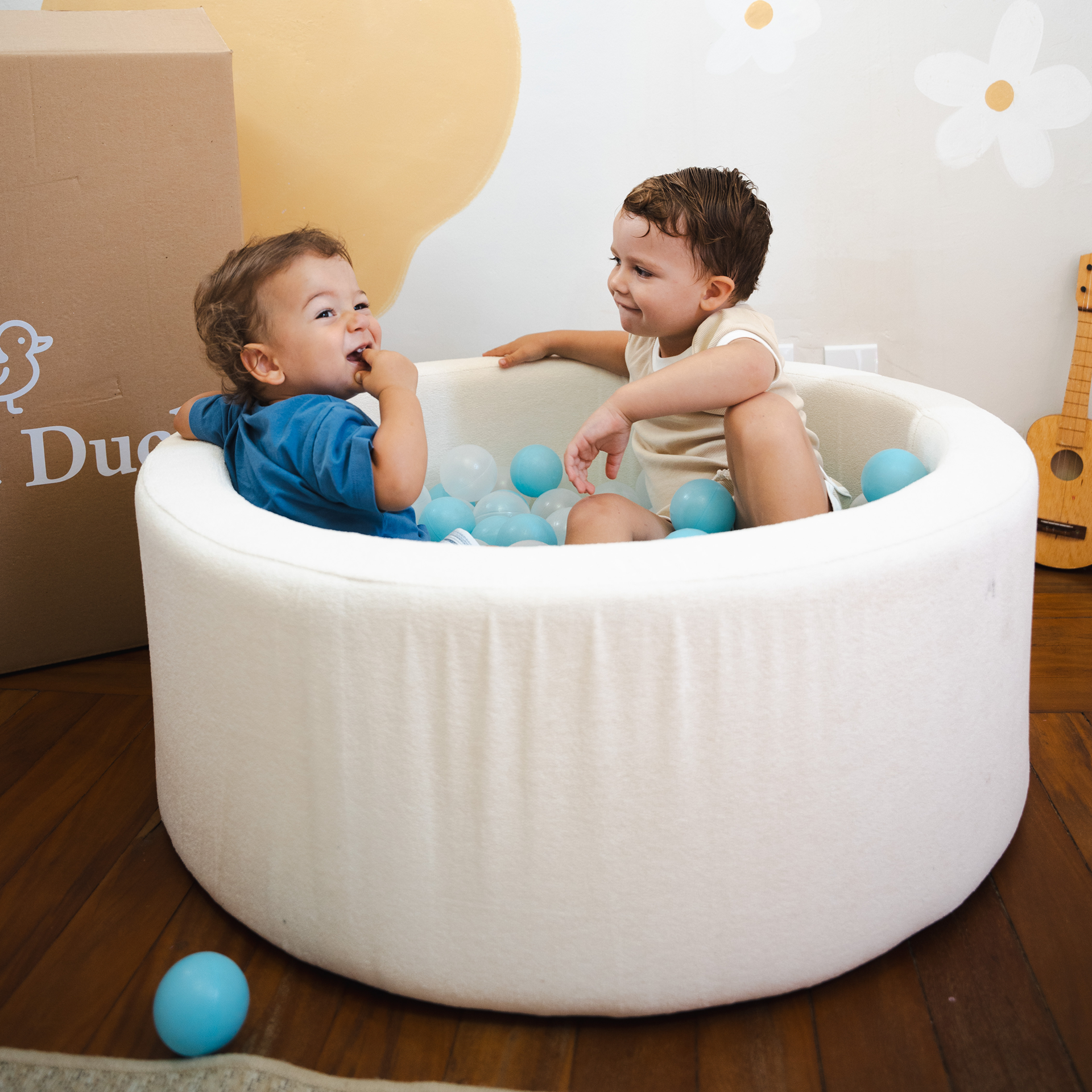 Pool Kids - Cinza | Little Duck 