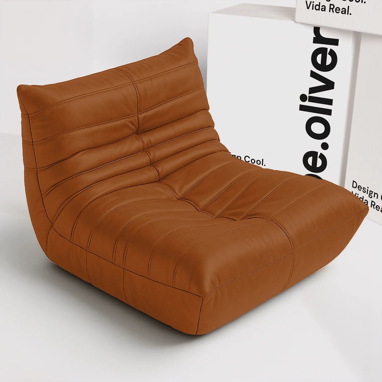 Poltrona na Caixa Cozy - Corino Marrom