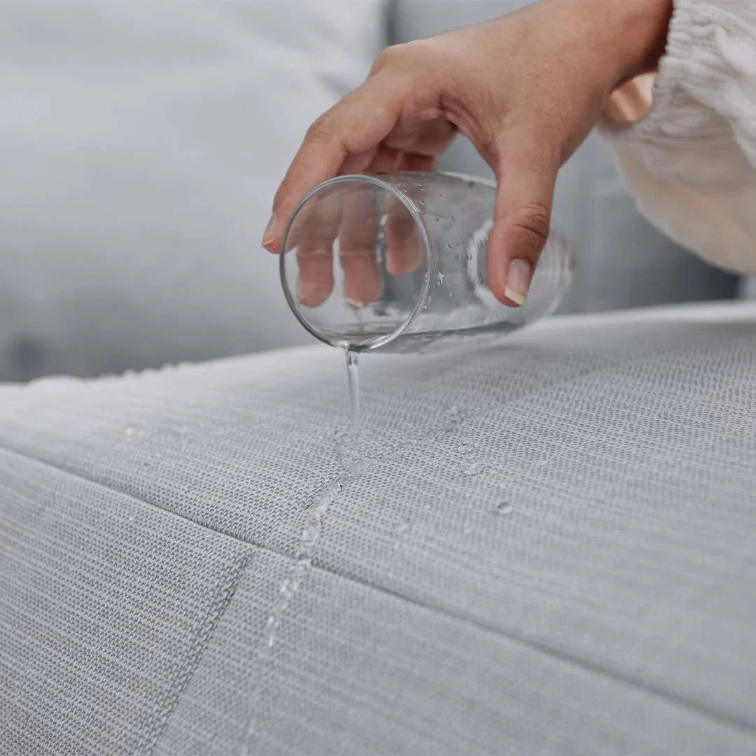 Lounge com 4 Puffs Puzz Modular + Ombrelone Cantilever Linho, 3,35x2,60m, Lateral Alumínio