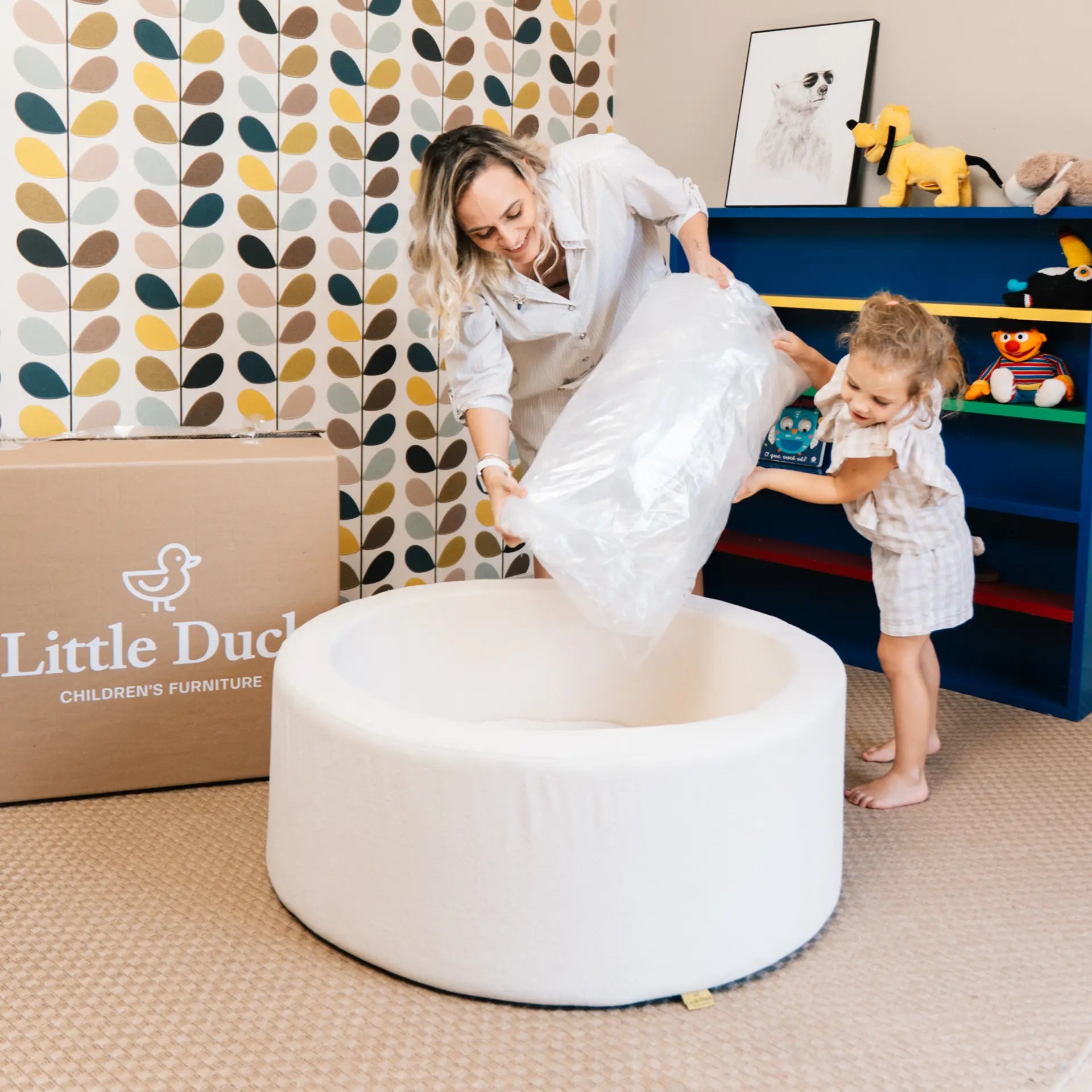Pool Kids - Linho | Little Duck